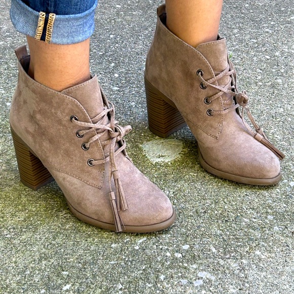 Fall Ankle Booties | ANA MIKI Taupe | 6.5 - Picture 2 of 8